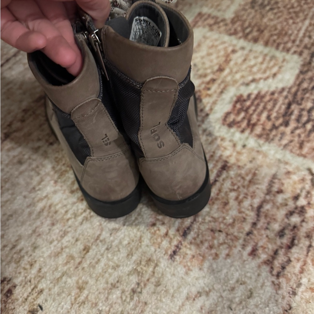 Sorel Women’s Waterproof Lace-Up Boots - Picture 4 of 5